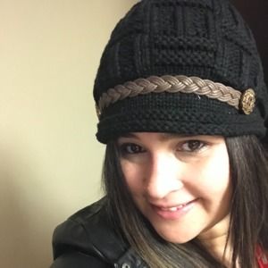 Meet your Posher, Heidi